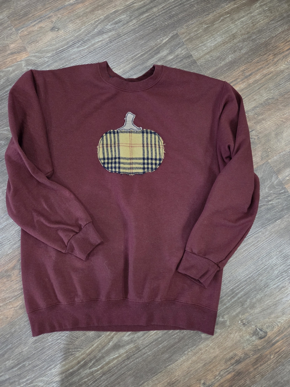 Women's Burgundy Pumpkin Applique Sweatshirt